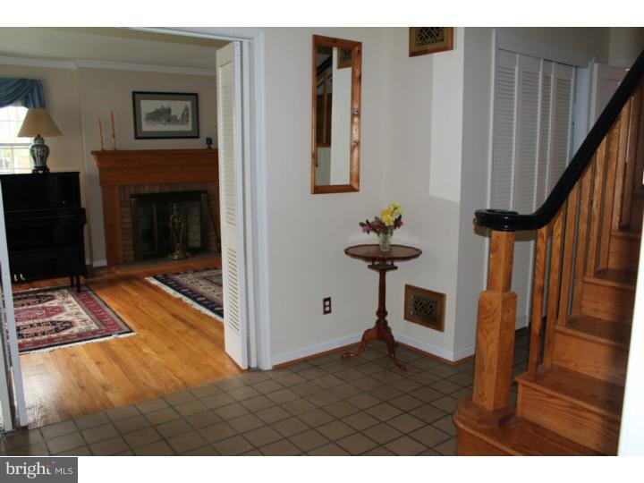 304 Spalding Road Wilmington, DE 19803 - Photo 9 of 24 Foyer