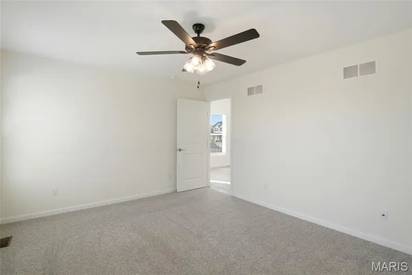 $370,000 | 1123 Castle Green Drive, Waterloo, IL 62298