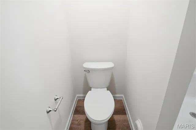 $370,000 | 1123 Castle Green Drive, Waterloo, IL 62298