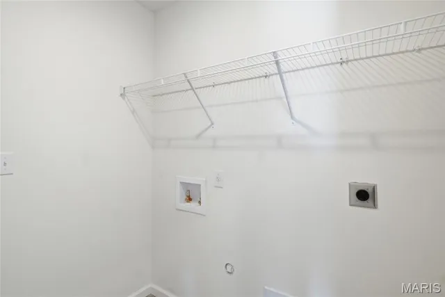 $370,000 | 1123 Castle Green Drive, Waterloo, IL 62298