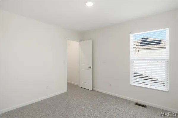 $370,000 | 1123 Castle Green Drive, Waterloo, IL 62298