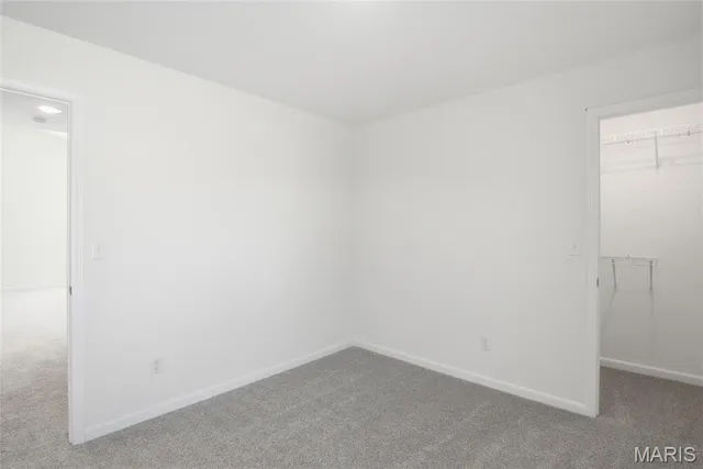 $370,000 | 1123 Castle Green Drive, Waterloo, IL 62298