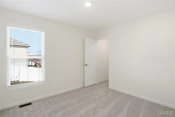 $370,000 | 1123 Castle Green Drive, Waterloo, IL 62298