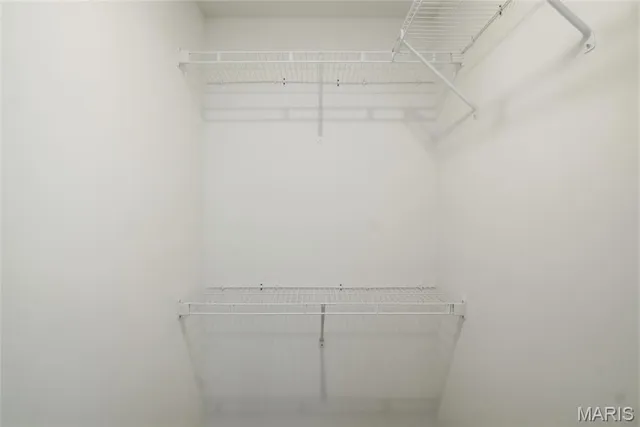 $370,000 | 1123 Castle Green Drive, Waterloo, IL 62298