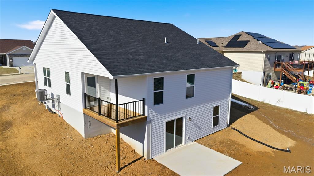 1123 Castle Green Drive Waterloo, IL 62298 - Photo 31 of 39