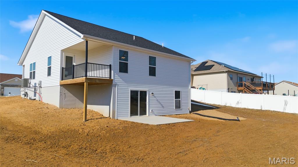 1123 Castle Green Drive Waterloo, IL 62298 - Photo 32 of 39