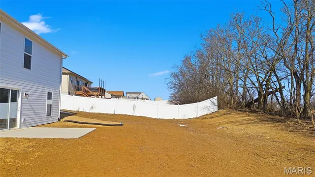 $370,000 | 1123 Castle Green Drive, Waterloo, IL 62298