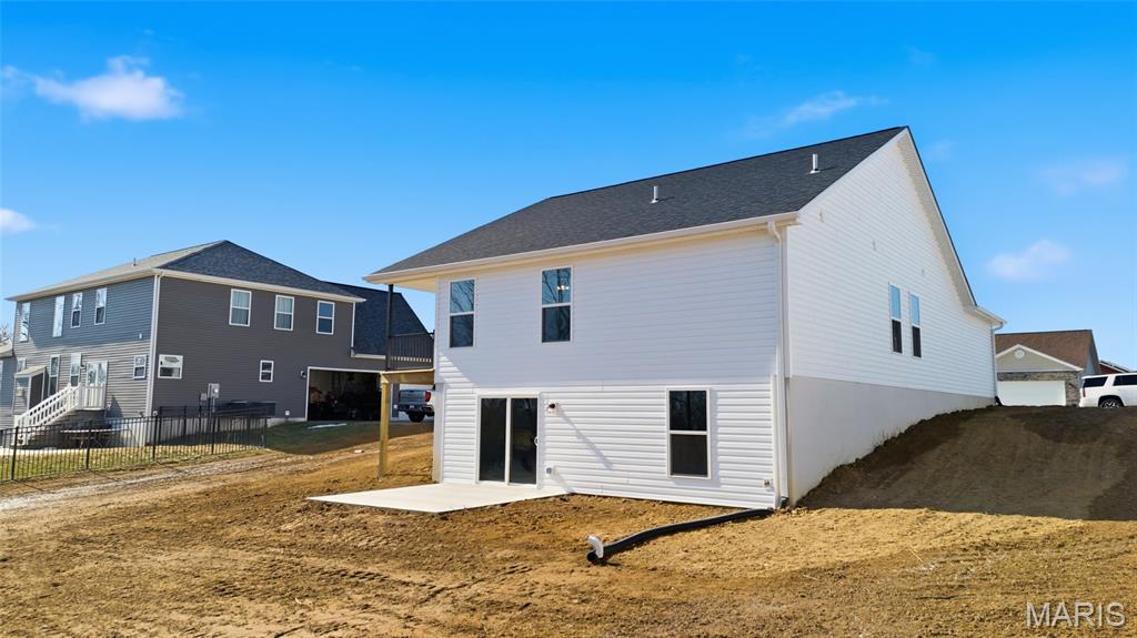 1123 Castle Green Drive Waterloo, IL 62298 - Photo 34 of 39