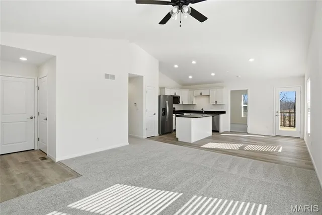 $370,000 | 1123 Castle Green Drive, Waterloo, IL 62298