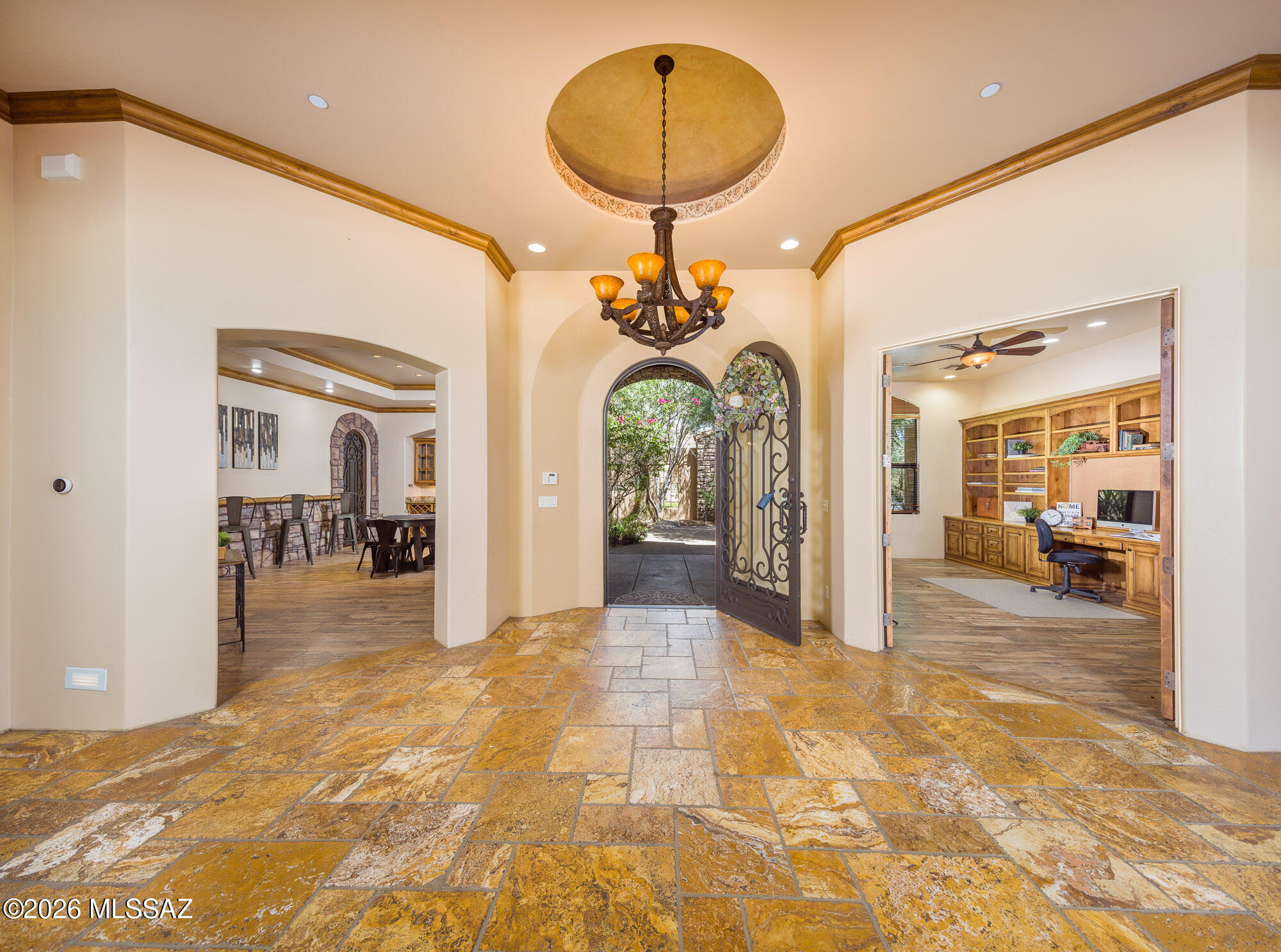 14225 North Rocking Ridge Court Marana, AZ 85658 - Photo 5 of 51 Foyer at main entrance