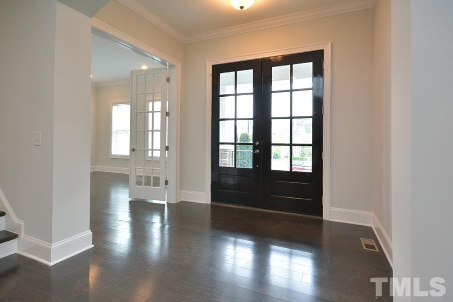 409 Saddletop Court Raleigh, NC 27606 - Photo 4 of 63 Gallery Image 4