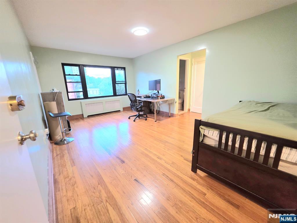 2163 B North Central Road Fort Lee, NJ 07024 - Photo 2 of 11