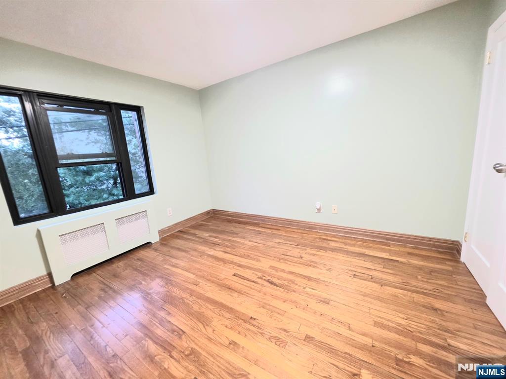 2163 B North Central Road Fort Lee, NJ 07024 - Photo 9 of 11