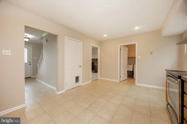 $395,000 | 401 Baker Lane, Coatesville, PA 19320