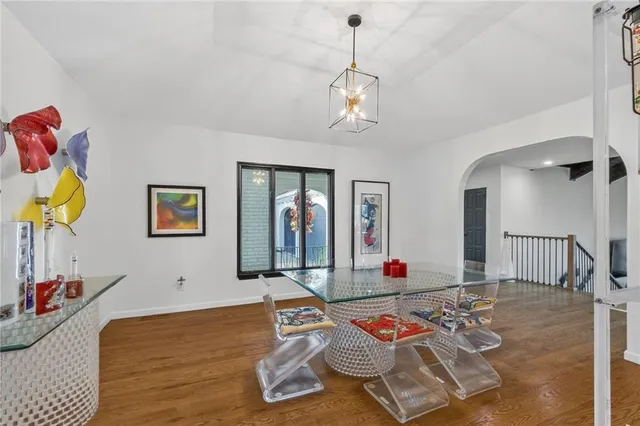 $975,000 | 102 Northwest Hackberry Street, Lee's Summit, MO 64064