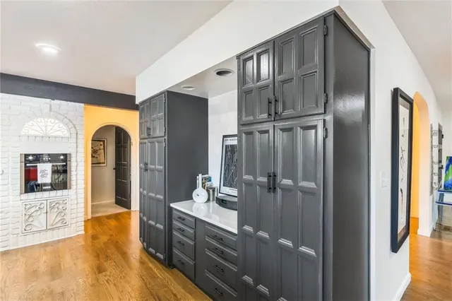 $950,000 | 102 Northwest Hackberry Street, Lee's Summit, MO 64064