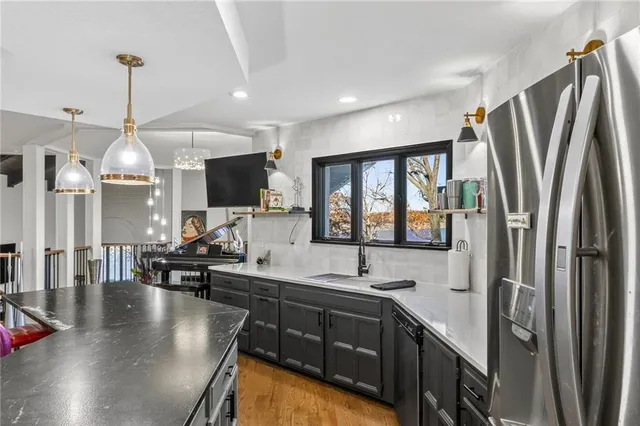 $975,000 | 102 Northwest Hackberry Street, Lee's Summit, MO 64064