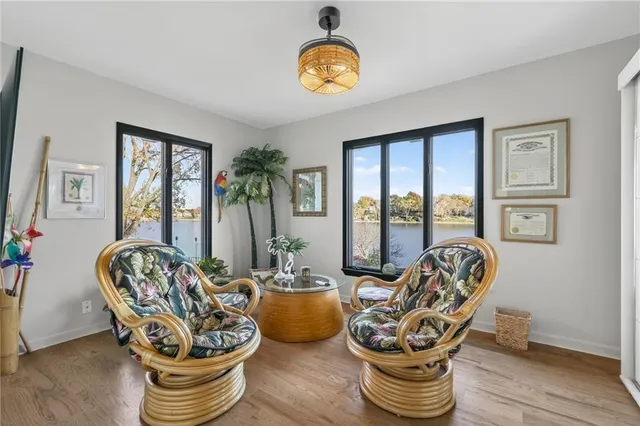 $975,000 | 102 Northwest Hackberry Street, Lee's Summit, MO 64064