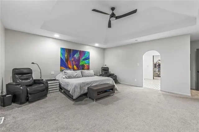 $975,000 | 102 Northwest Hackberry Street, Lee's Summit, MO 64064