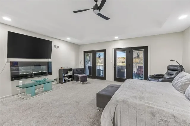 $950,000 | 102 Northwest Hackberry Street, Lee's Summit, MO 64064