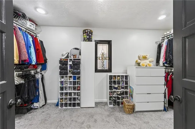 $975,000 | 102 Northwest Hackberry Street, Lee's Summit, MO 64064