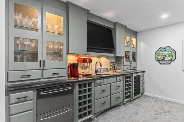 $975,000 | 102 Northwest Hackberry Street, Lee's Summit, MO 64064