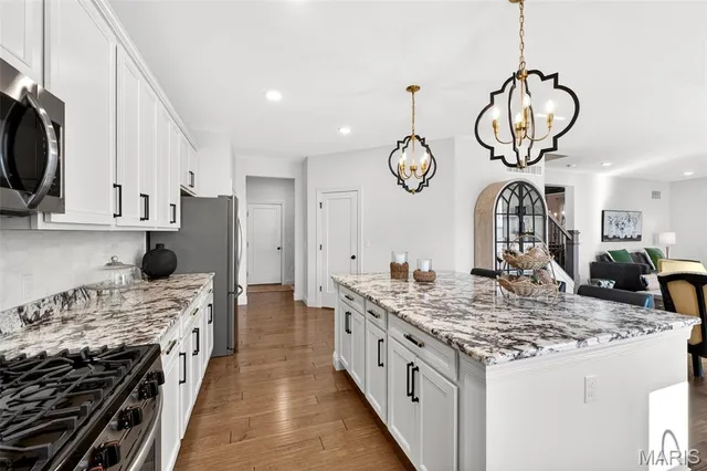 $625,000 | 396 Haycastle Drive, Lake St. Louis, MO 63367