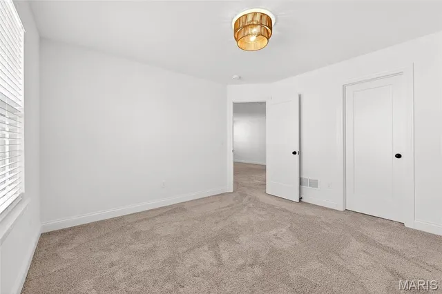 $625,000 | 396 Haycastle Drive, Lake St. Louis, MO 63367