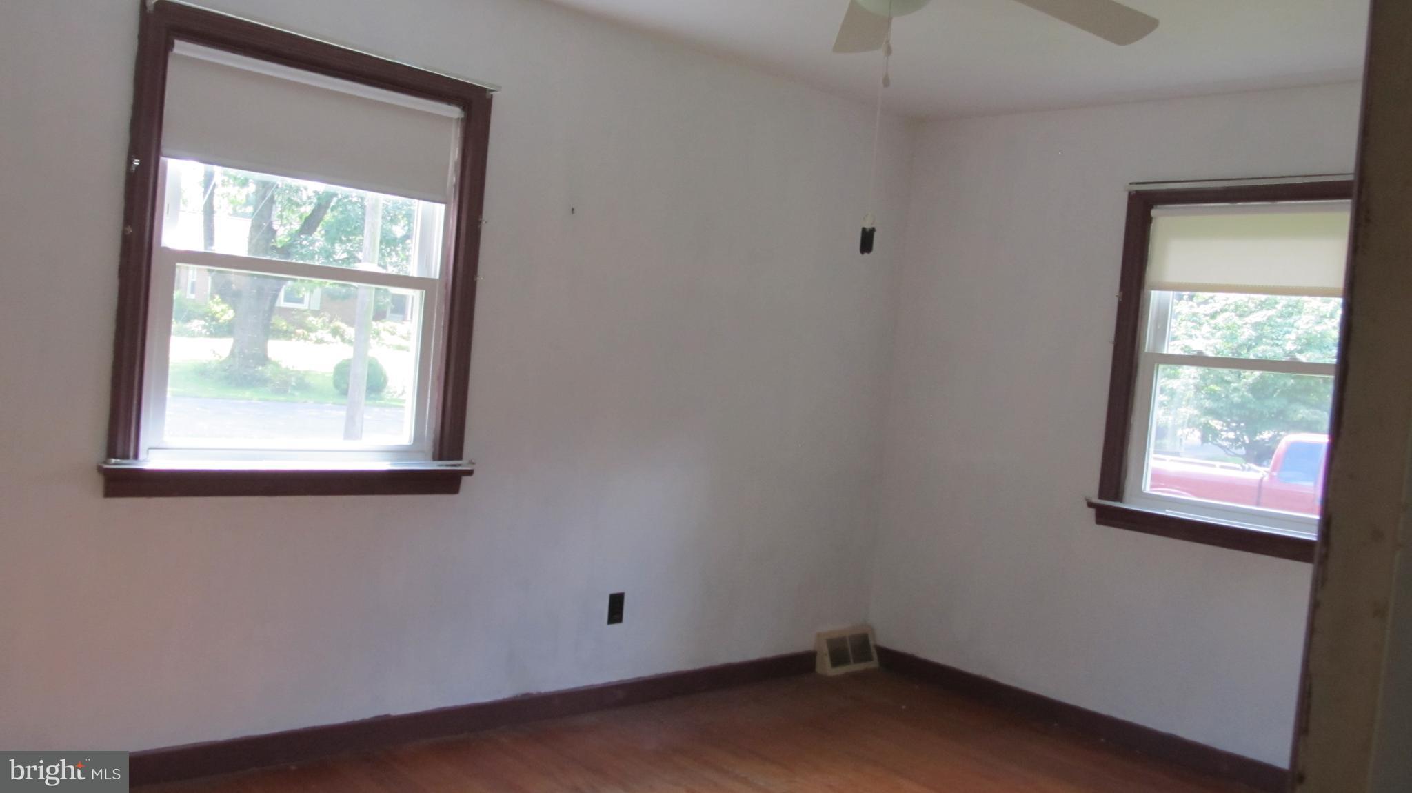 1753 Ridgeview Avenue Lancaster, PA 17603 - Photo 12 of 16 Gallery Image 12