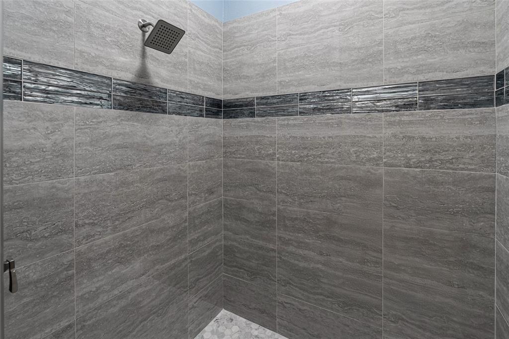 3183 East Fawn Court Inverness, FL 34452 - Photo 21 of 33 a bathroom with a shower