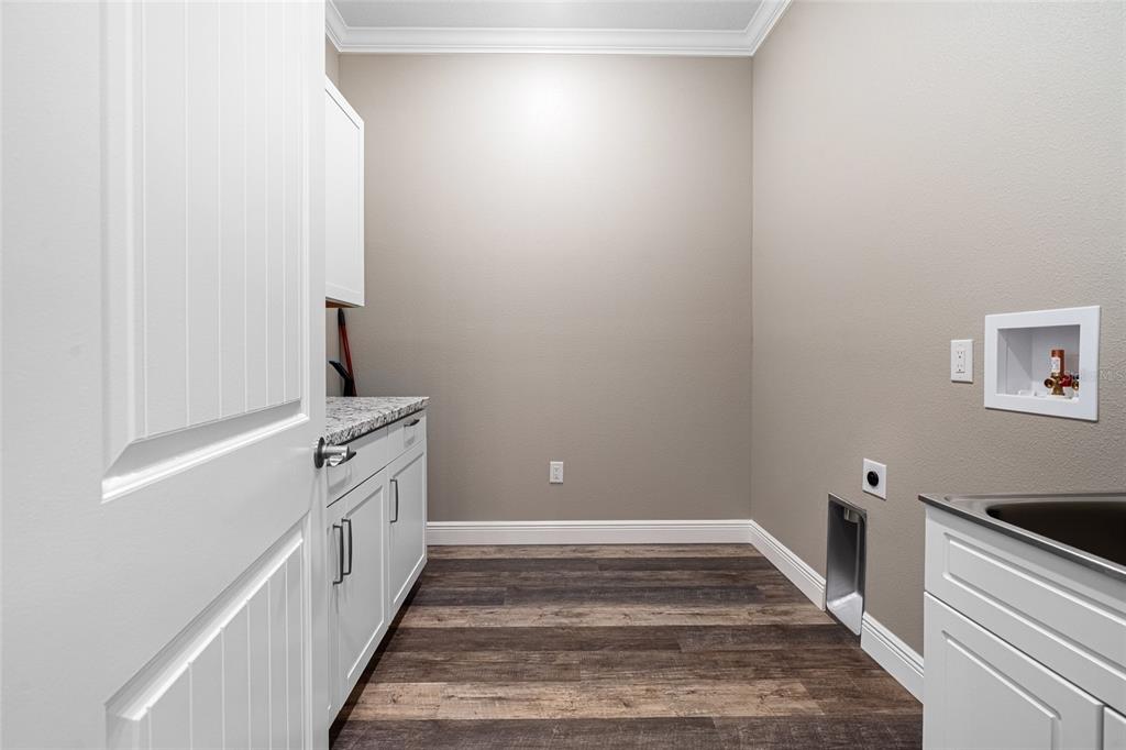 3183 East Fawn Court Inverness, FL 34452 - Photo 24 of 33 a view of a hallway with closet