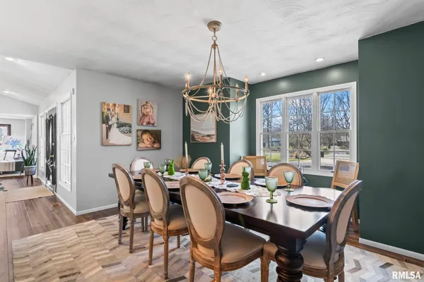 $575,000 | 5930 North Lake Road, Springfield, IL 62711