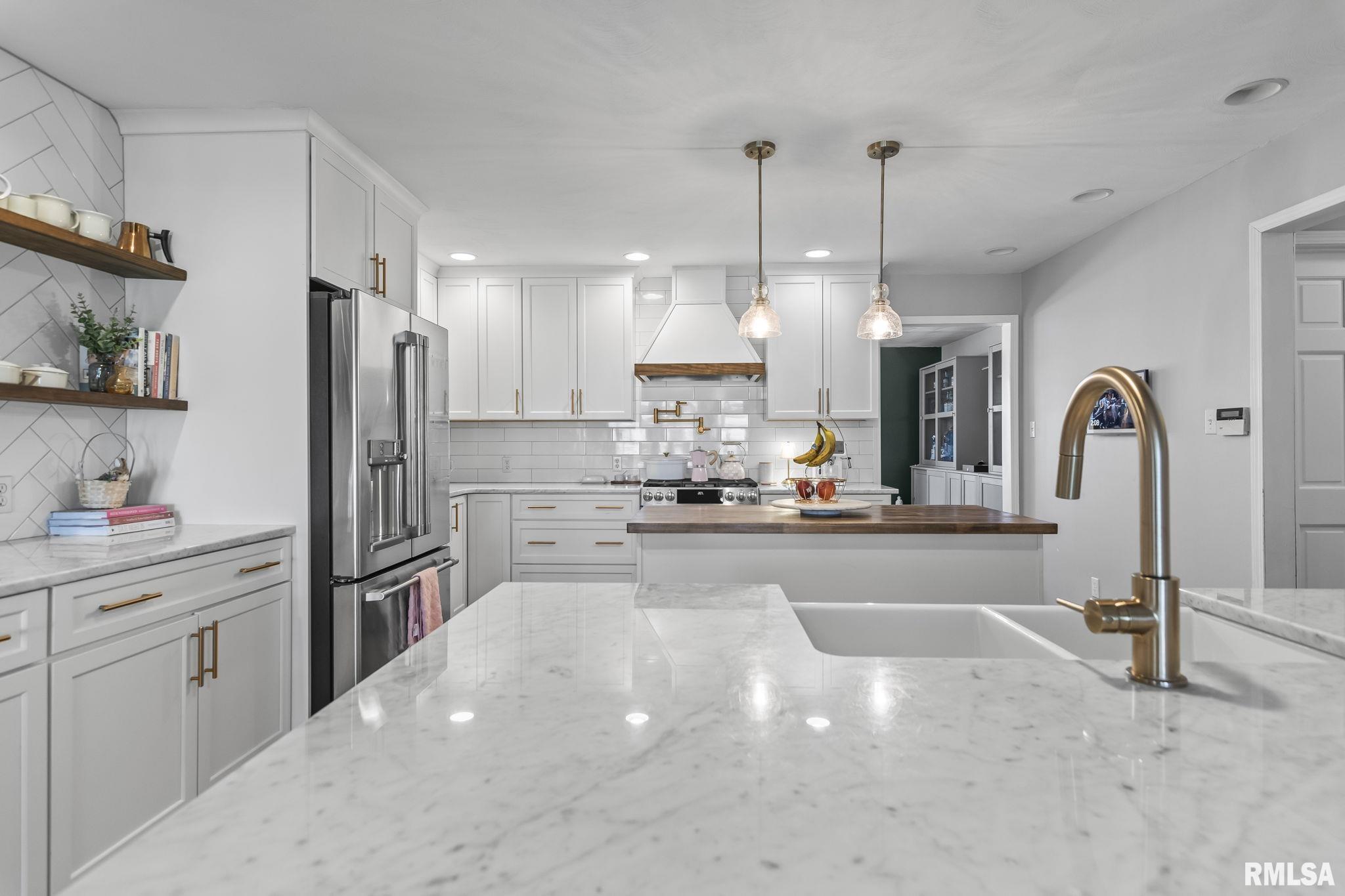 5930 North Lake Road Springfield, IL 62711 - Photo 24 of 76