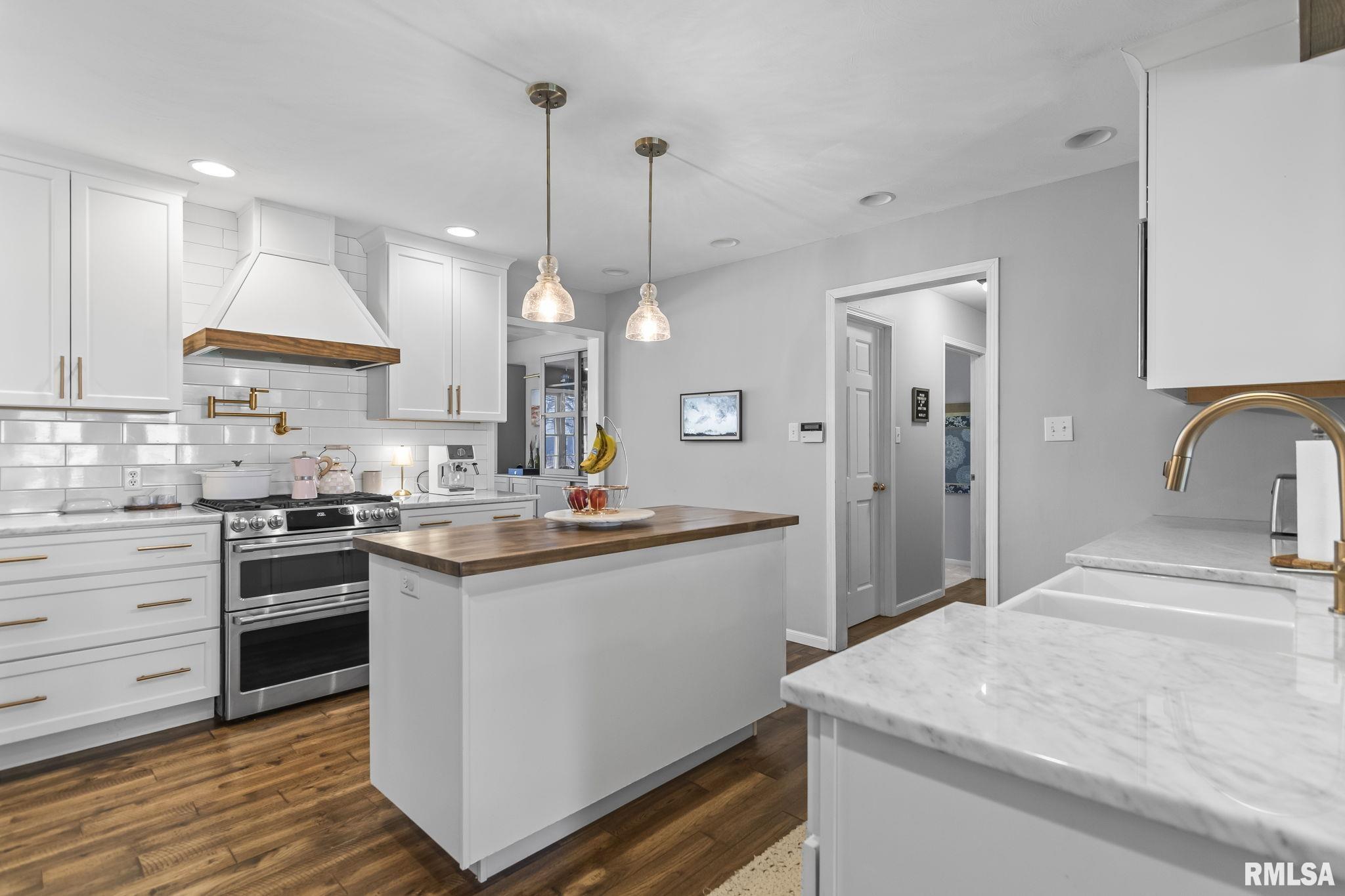 5930 North Lake Road Springfield, IL 62711 - Photo 25 of 76