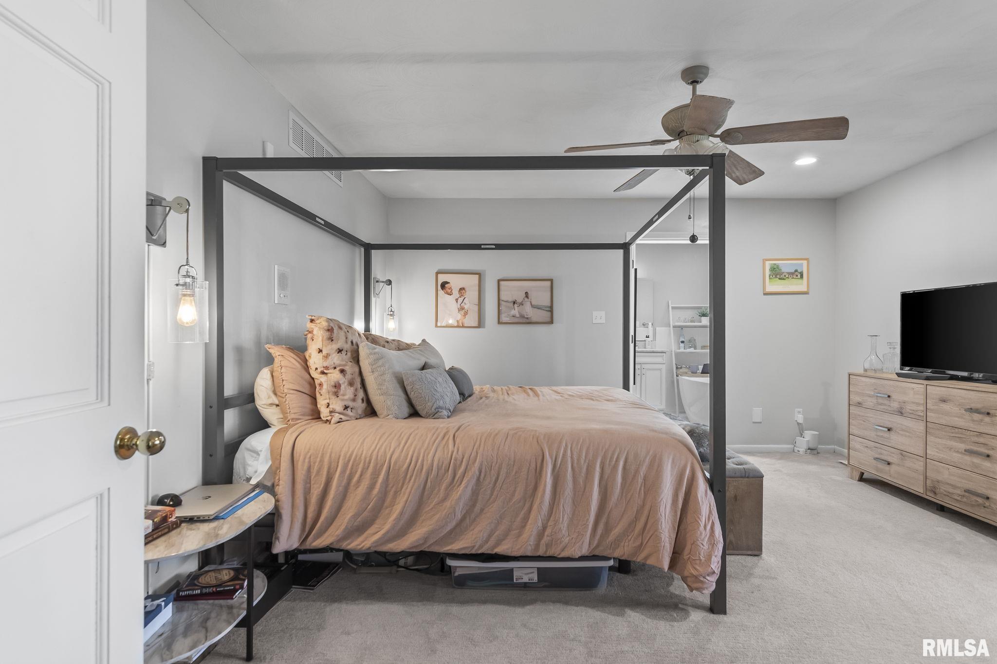 5930 North Lake Road Springfield, IL 62711 - Photo 34 of 76