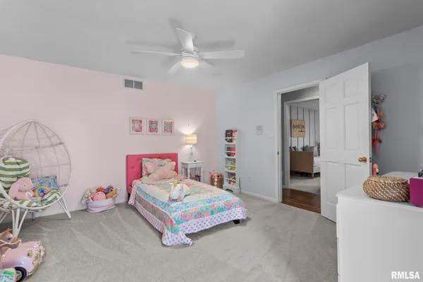 $575,000 | 5930 North Lake Road, Springfield, IL 62711