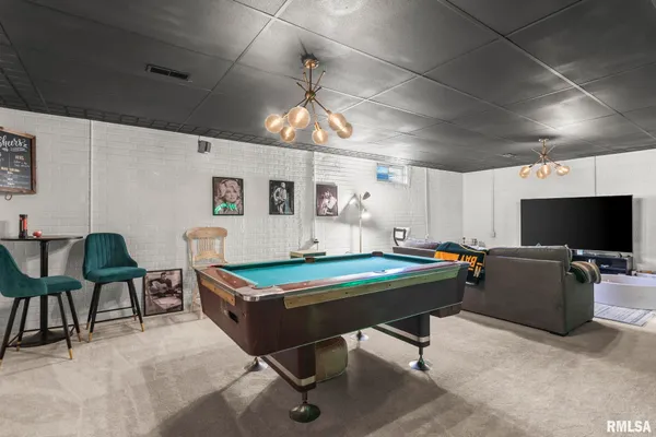 $575,000 | 5930 North Lake Road, Springfield, IL 62711