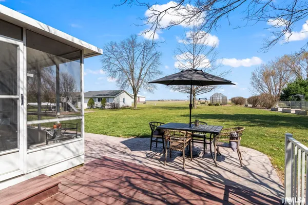 $575,000 | 5930 North Lake Road, Springfield, IL 62711