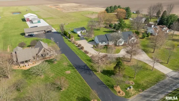 $575,000 | 5930 North Lake Road, Springfield, IL 62711