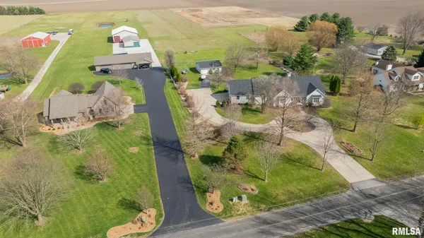 $575,000 | 5930 North Lake Road, Springfield, IL 62711