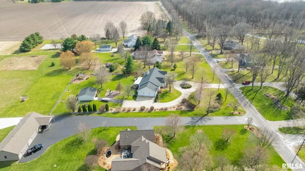 $575,000 | 5930 North Lake Road, Springfield, IL 62711