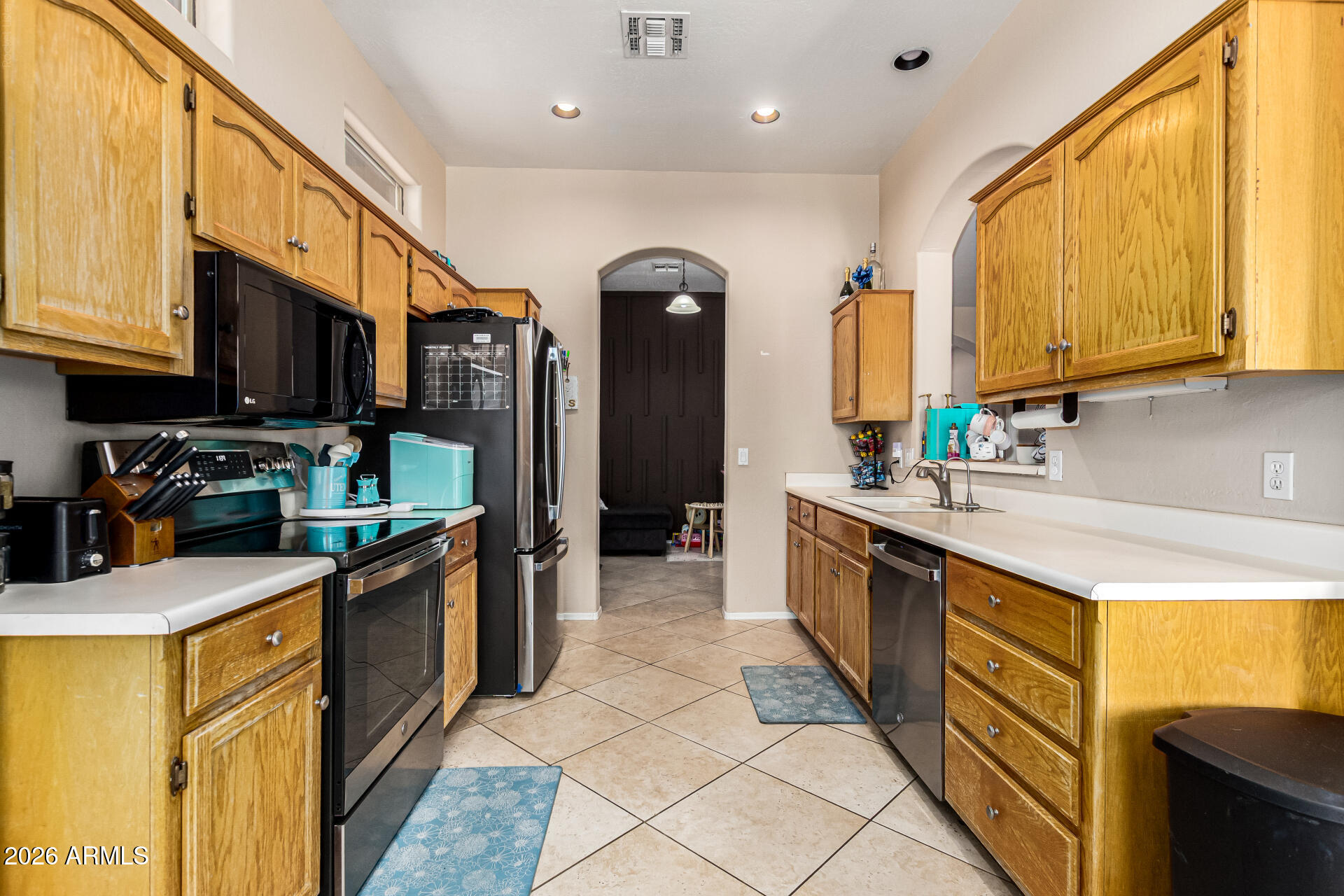 11623 West Lemon Court Surprise, AZ 85378 - Photo 13 of 35