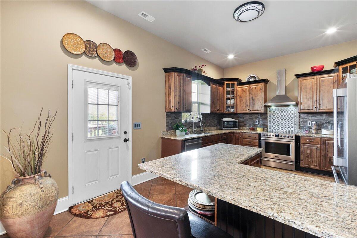 230 Bridgeport-Benson Road Frankfort, KY 40601 - Photo 13 of 71 13-2-11