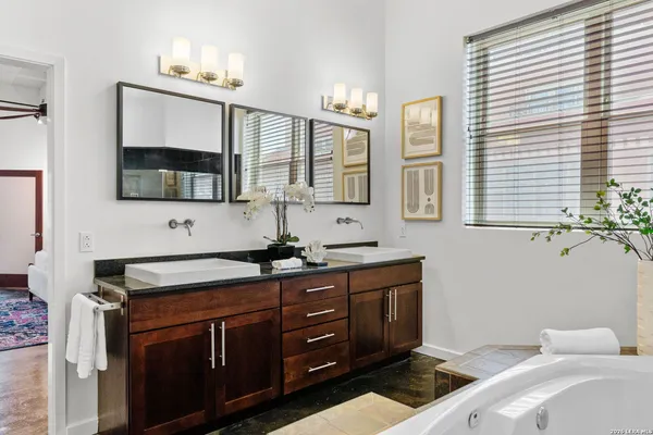 $599,900 | 1339 South Flores Street, Unit 202, San Antonio, TX 78204