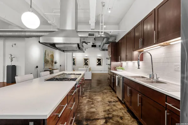 $599,900 | 1339 South Flores Street, Unit 202, San Antonio, TX 78204