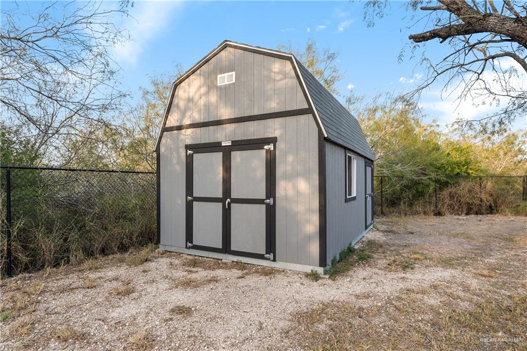 17839 Abd Road Harlingen, TX 78552 - Photo 30 of 38 a view of a tiny house with a dry space