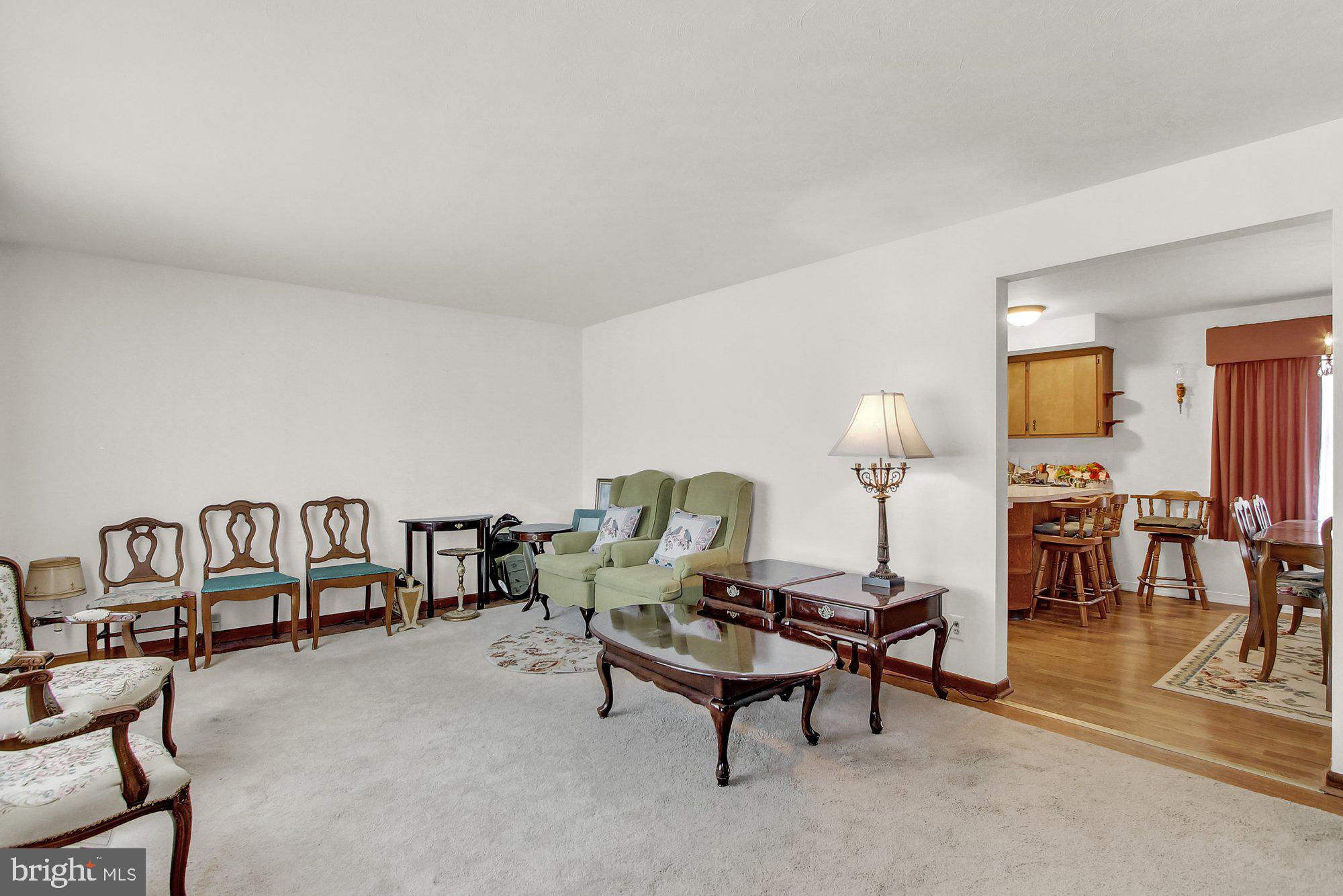 1108 Hanover Road York, PA 17408 - Photo 5 of 27 Gallery Image 5