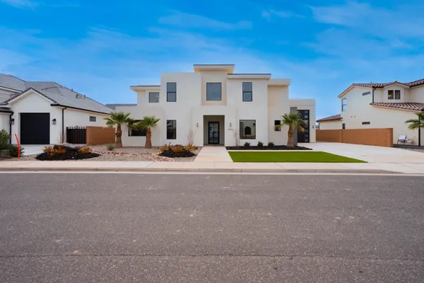 $1,100,000 | 3126 East 2110th Street South, St. George, UT 84790