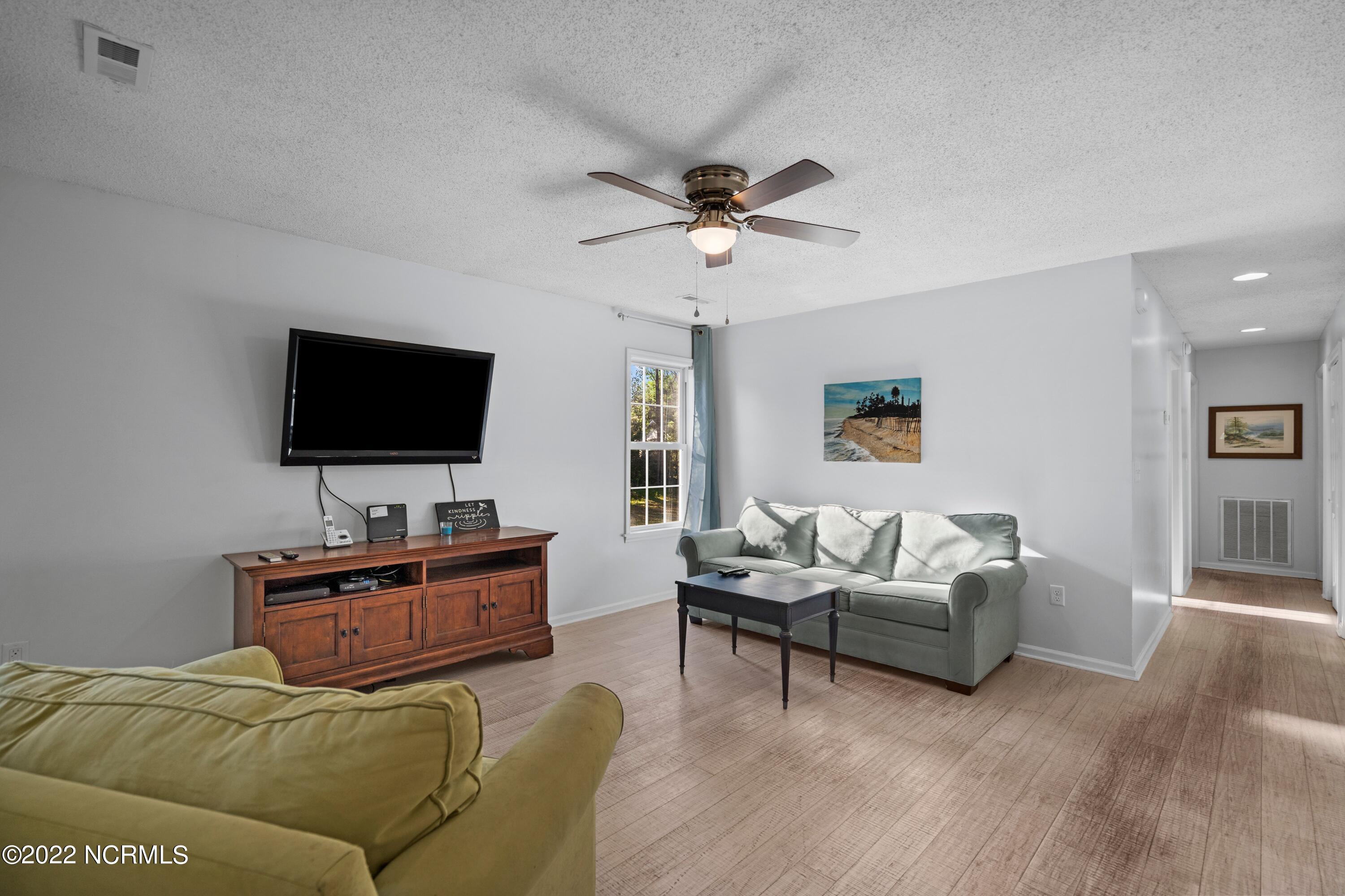 260 Watts Landing Road Hampstead, NC 28443 - Photo 21 of 54 39-print-DSC09430