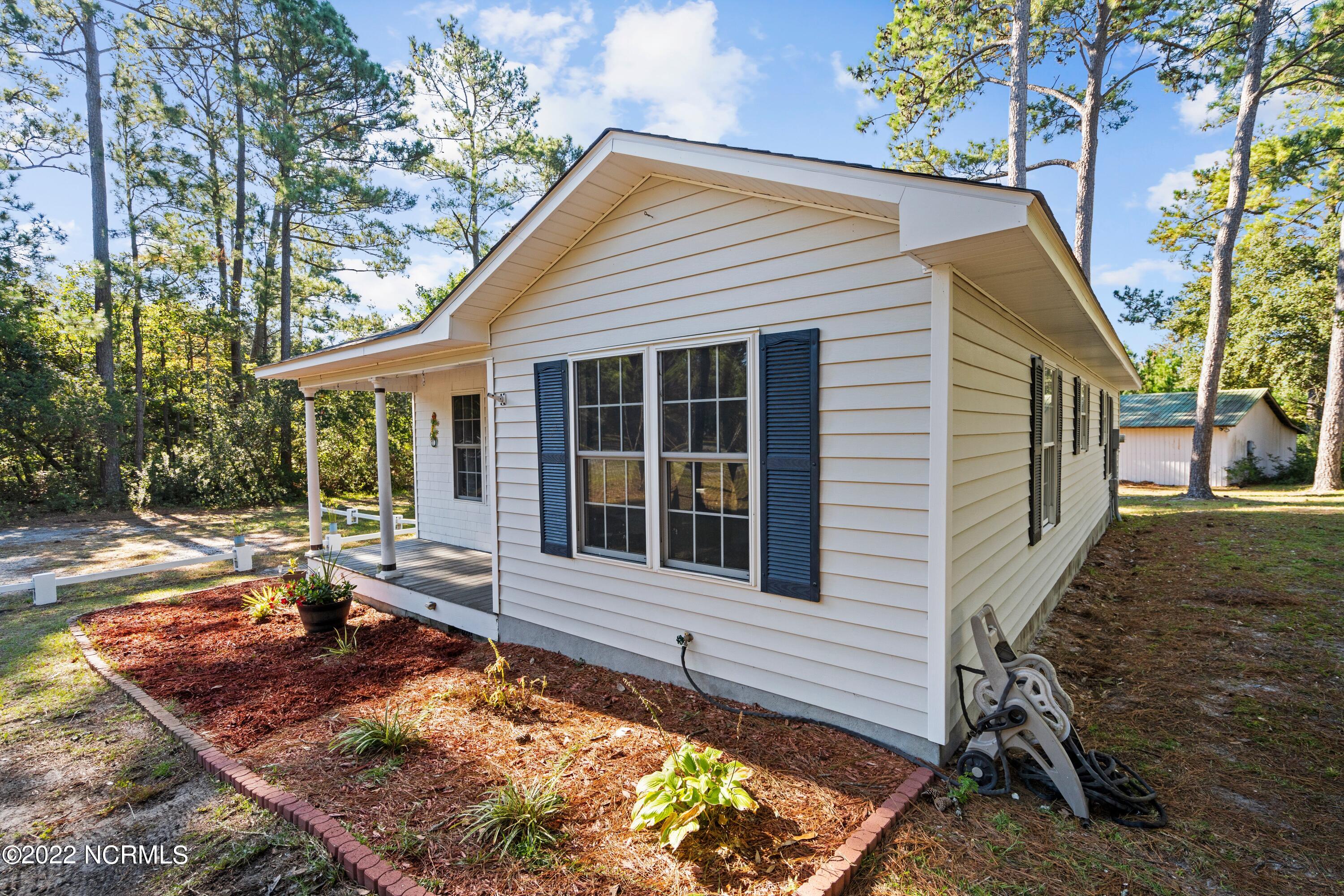 260 Watts Landing Road Hampstead, NC 28443 - Photo 4 of 54 7-print-DSC09492